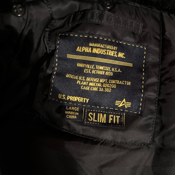 Alpha Industries Men's Black B-15 Flight Jacket - Picture 8 of 9